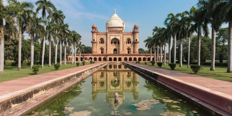 Safdarjung's Tomb: Mughal Garden Mausoleum